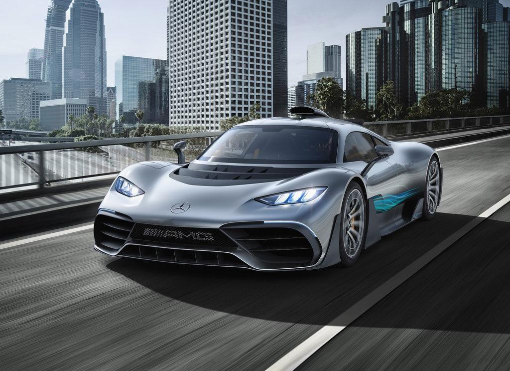 最新法拉利,小巷中的隐藏之宝探秘